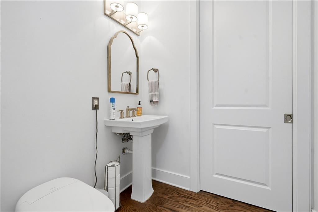 3630 Peachtree Road Ne Unit 2302 Property Photo 28