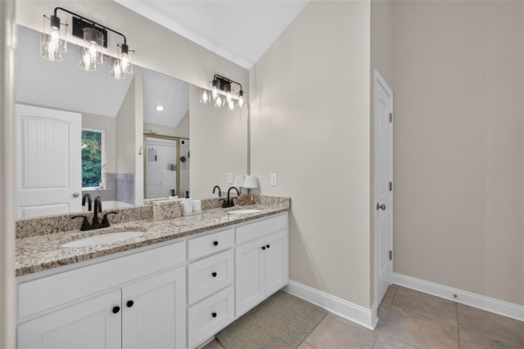 2565 Aaron Court Property Photo 16