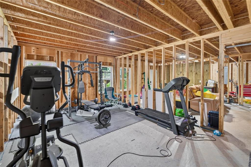 2565 Aaron Court Property Photo 18