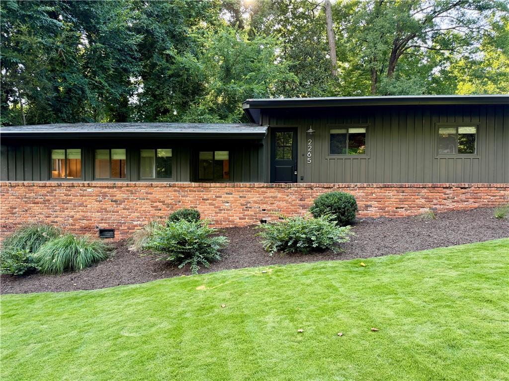 2265 Tanglewood Circle Ne Property Photo 1
