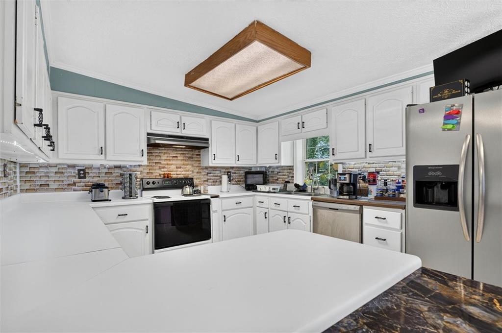 62 Chestnut Path Property Photo 8