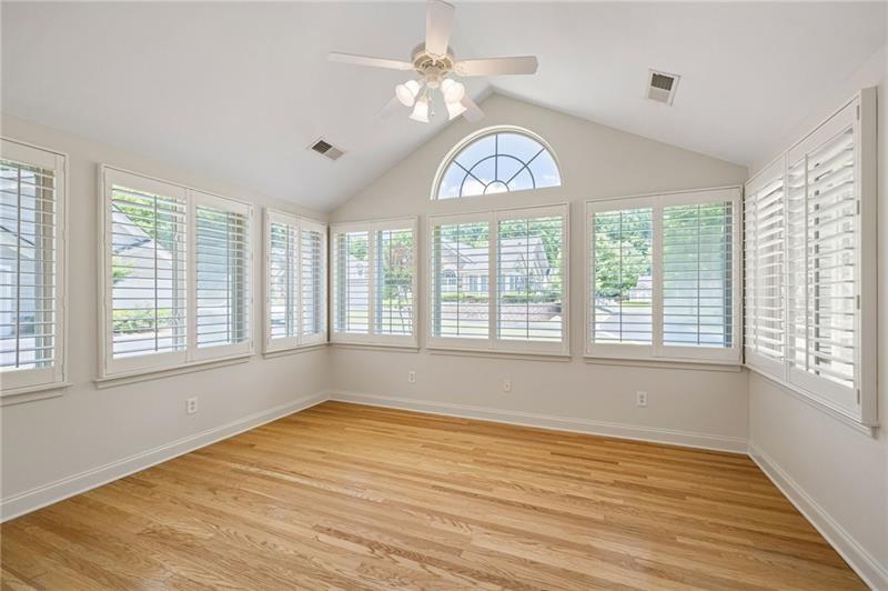 5276 Stone Village Circle Unit 8 Property Photo 4