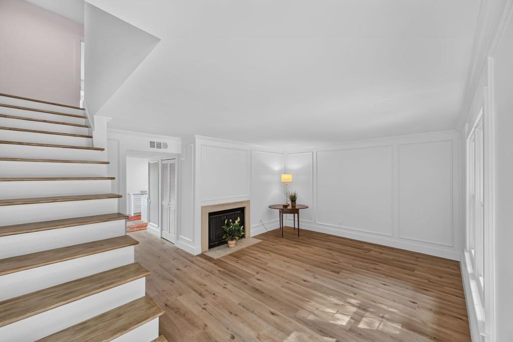 115 Elysian Way Nw Property Photo 6