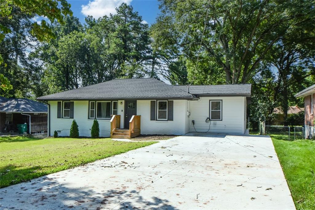 2805 Long Way Property Photo 3