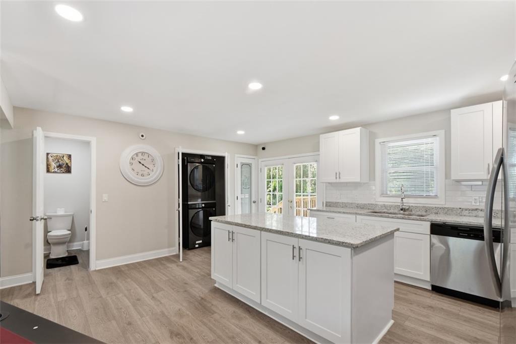 2805 Long Way Property Photo 15