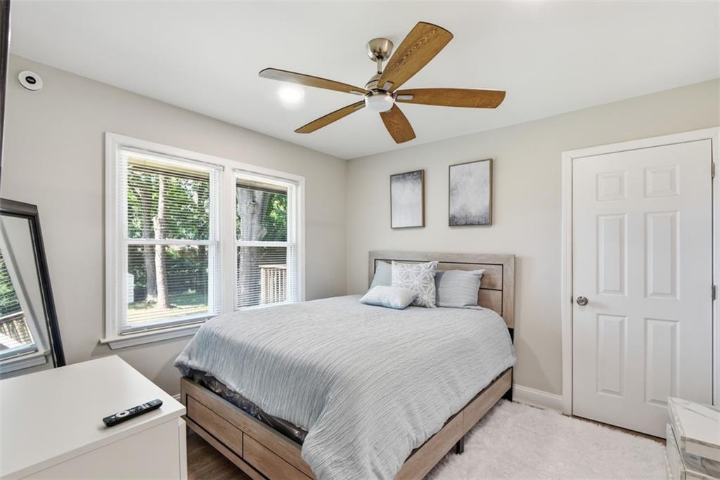 2805 Long Way Property Photo 28