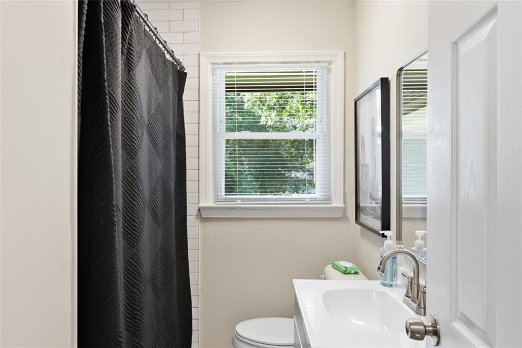 2805 Long Way Property Photo 32