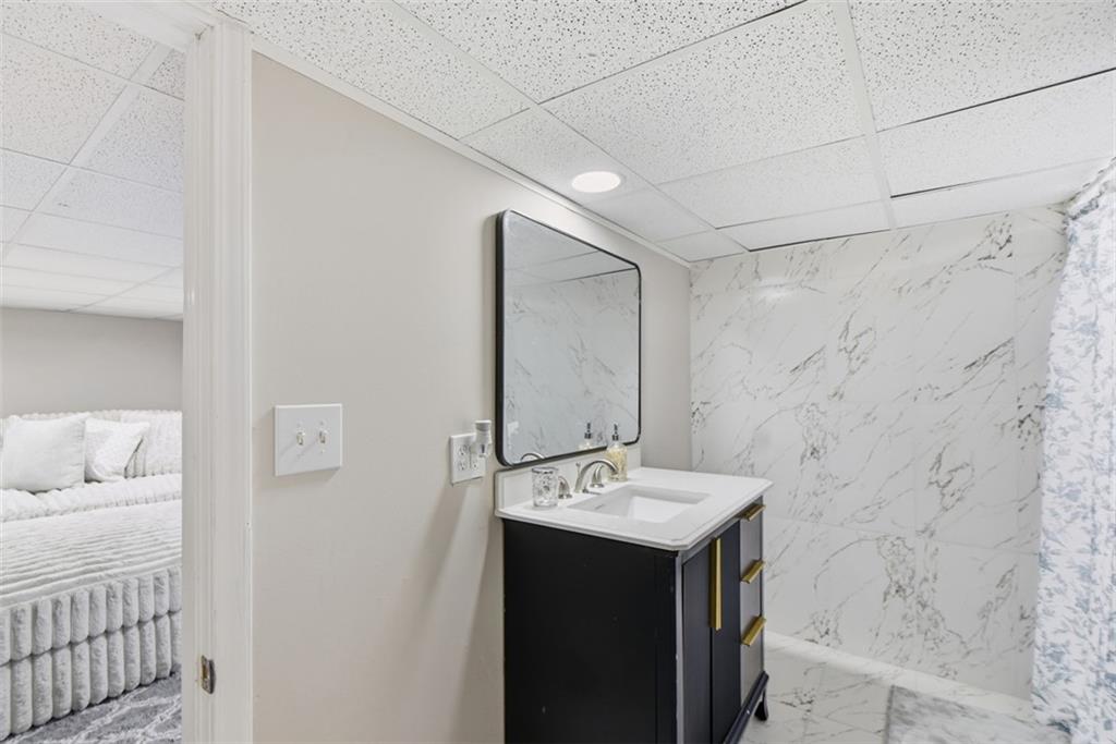 2805 Long Way Property Photo 36