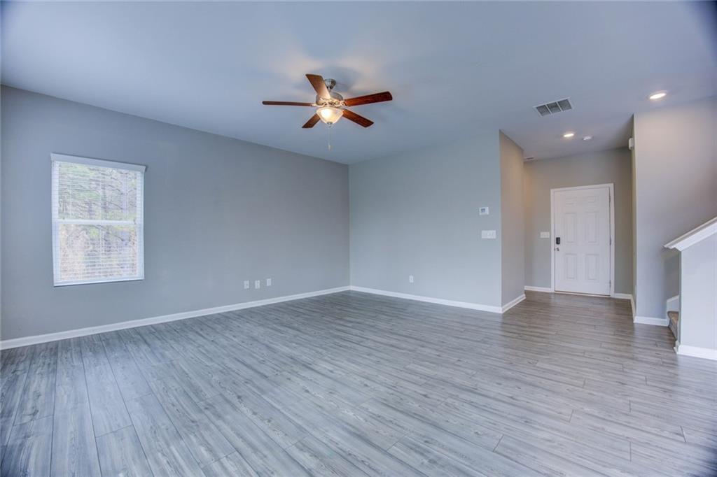 2502 Fraggle Roc Property Photo 7