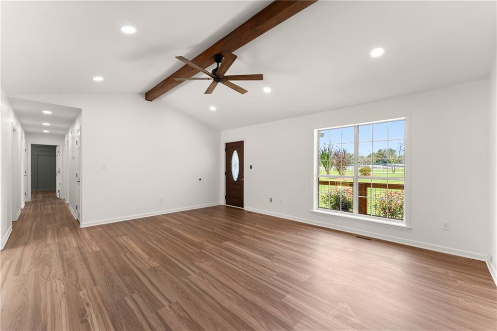 5820 Steve Black Road Property Photo 10