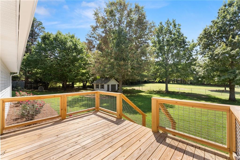 5820 Steve Black Road Property Photo 32