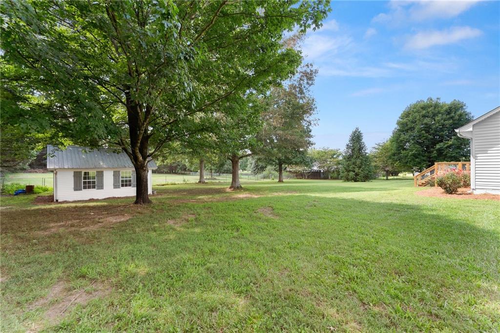 5820 Steve Black Road Property Photo 33
