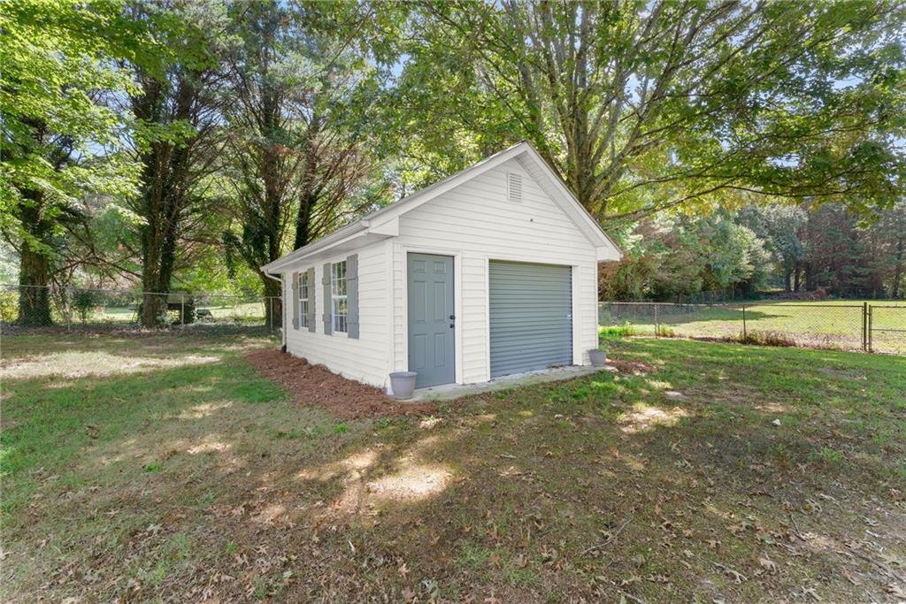 5820 Steve Black Road Property Photo 34