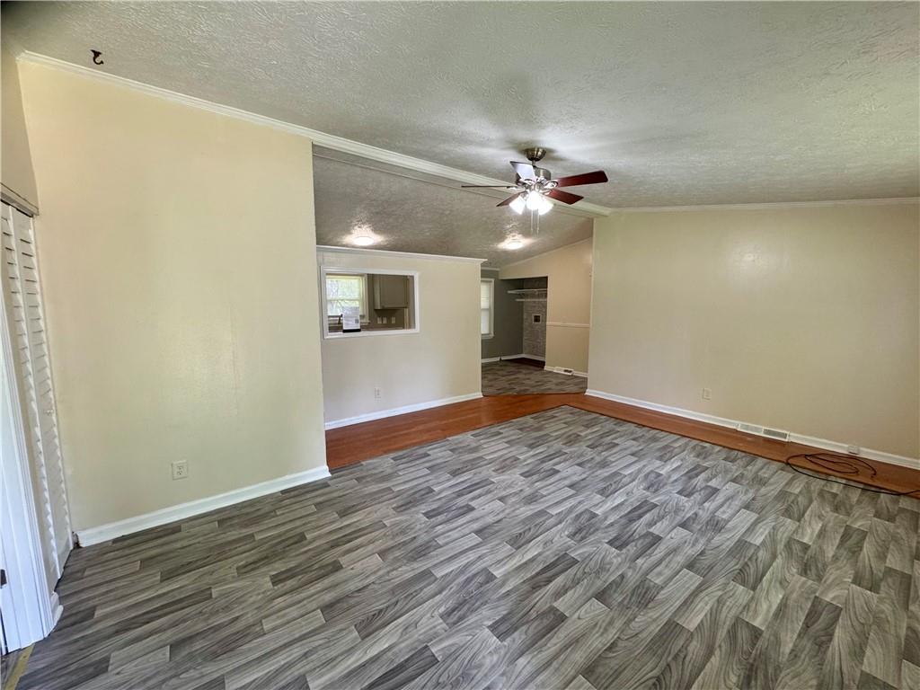 7 Sherwood Loop Property Photo 7