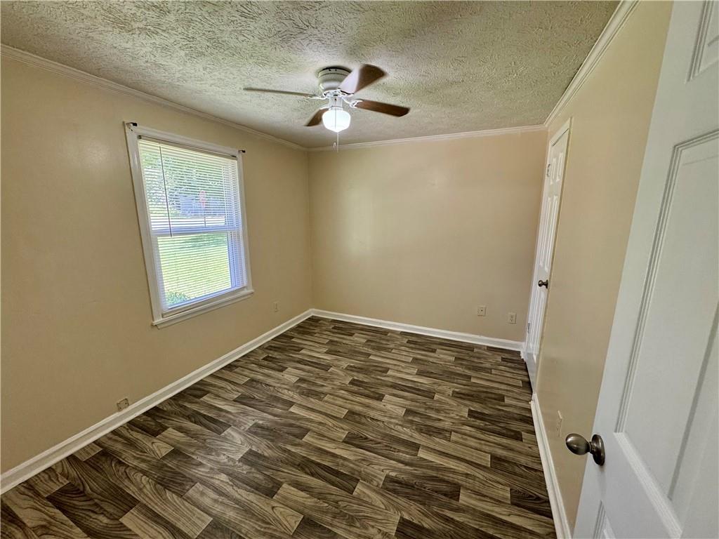 7 Sherwood Loop Property Photo 10