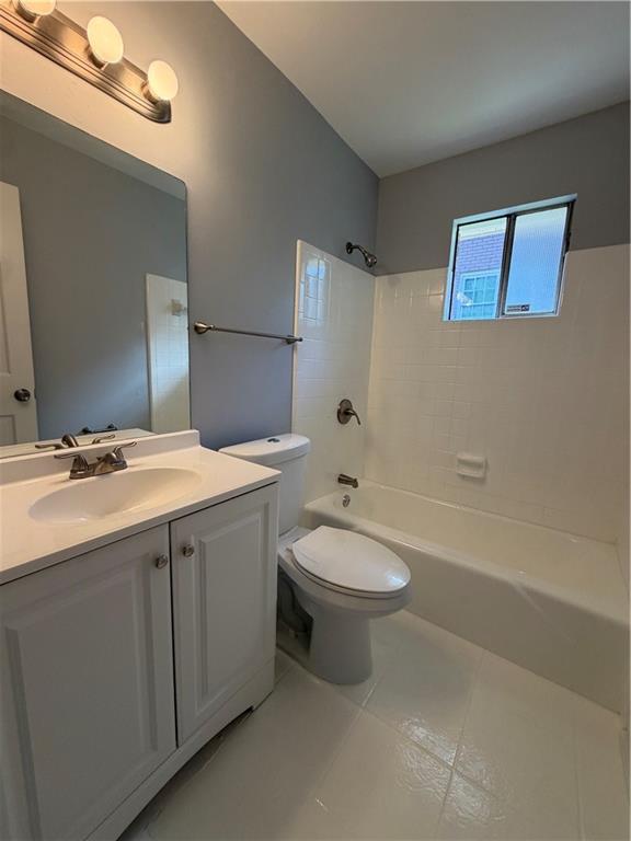 7809602 Property Photo 9