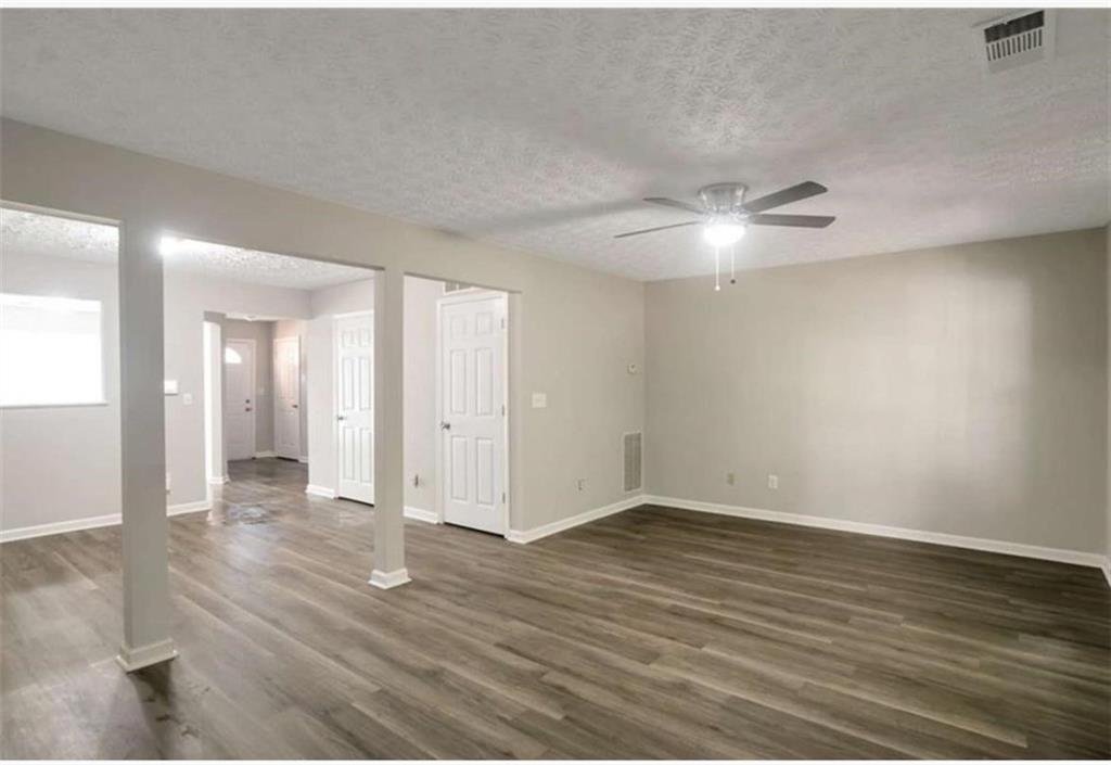 3833 Waldrop Lane Property Photo 2