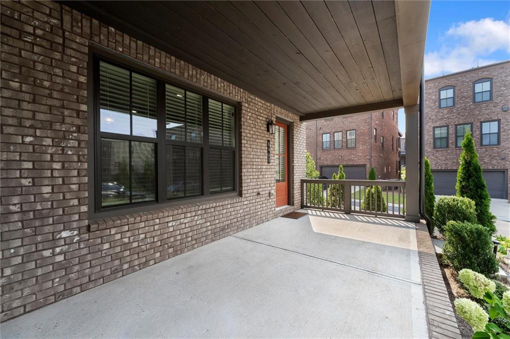 6460 Cortland Walk Property Photo 7