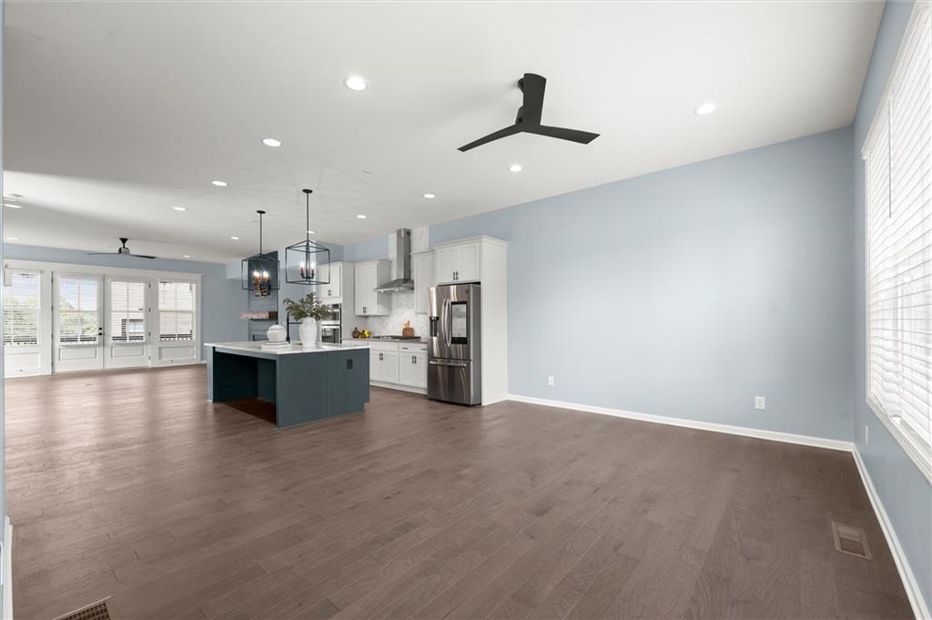6460 Cortland Walk Property Photo 19