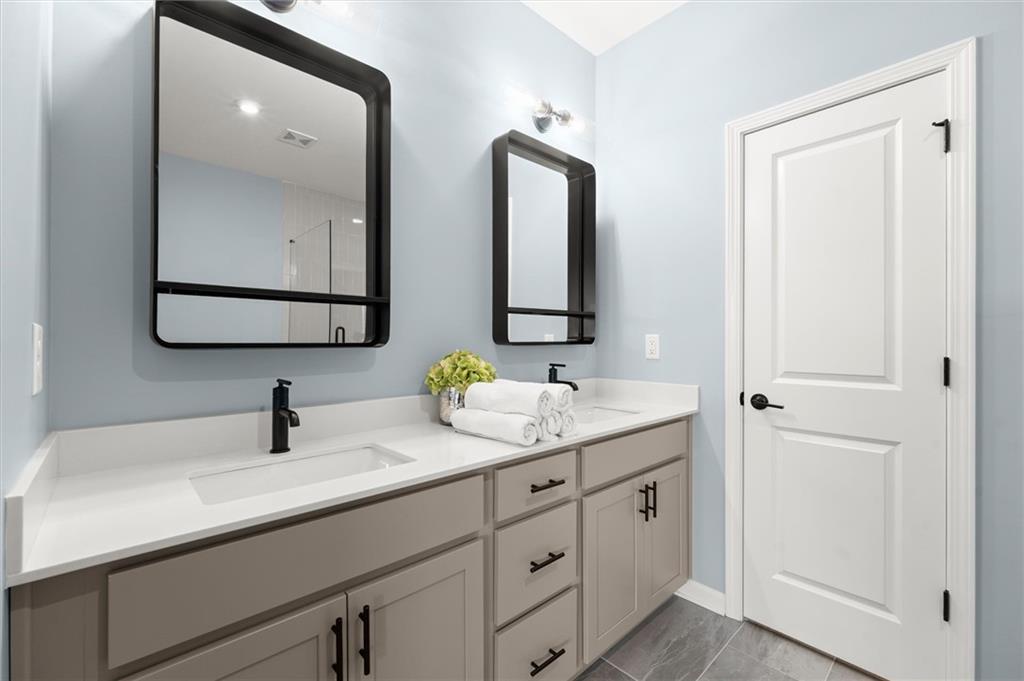 6460 Cortland Walk Property Photo 45