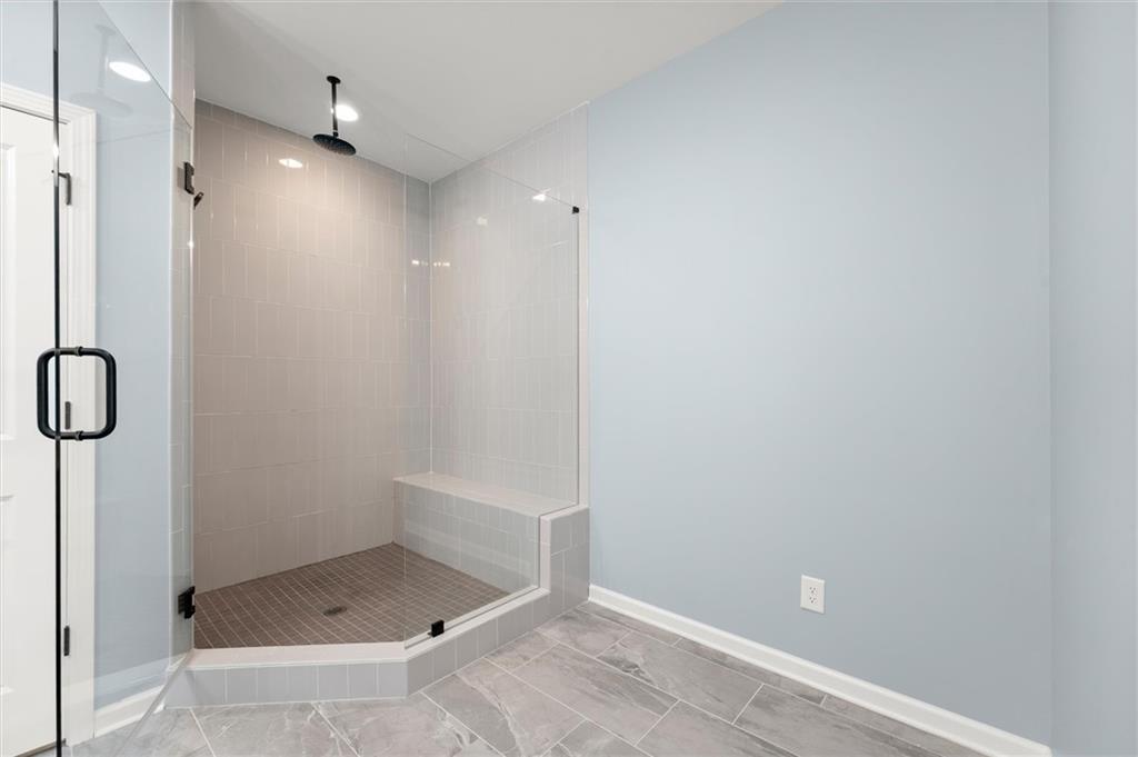 6460 Cortland Walk Property Photo 47