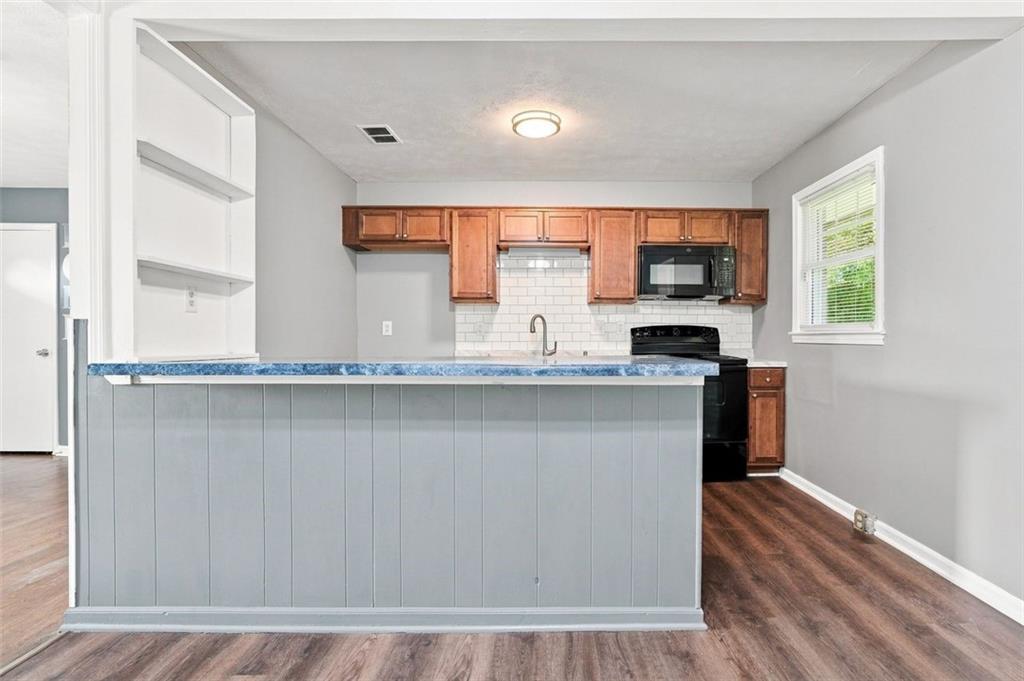 1465 E Highpoint Drive Property Photo 12