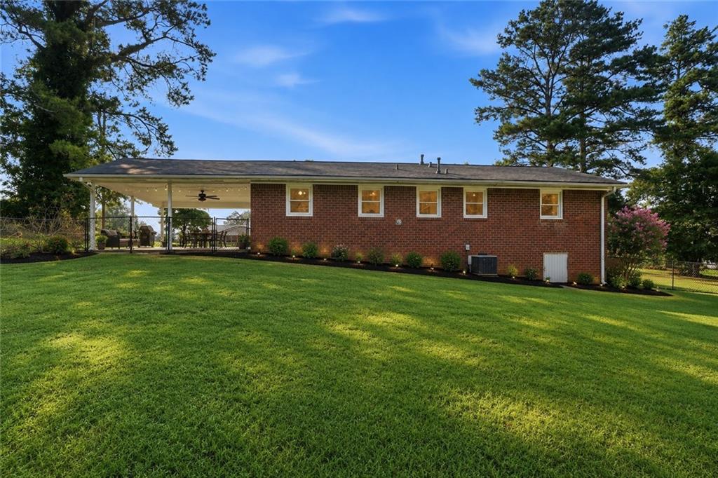 1465 E Highpoint Drive Property Photo 30