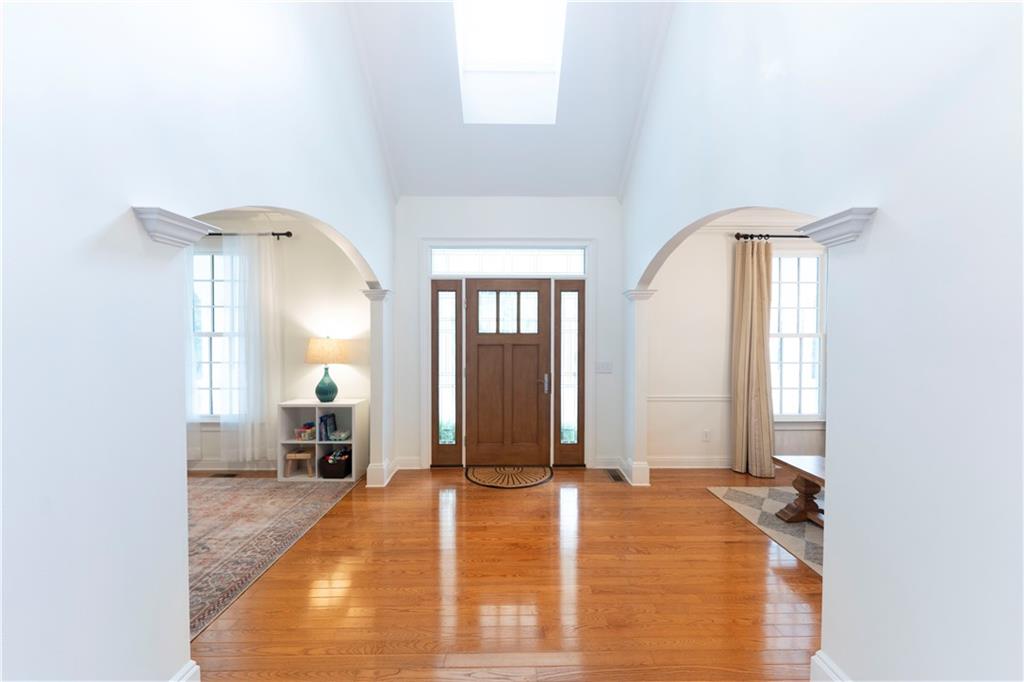 4655 Hamptons Drive Property Photo 6