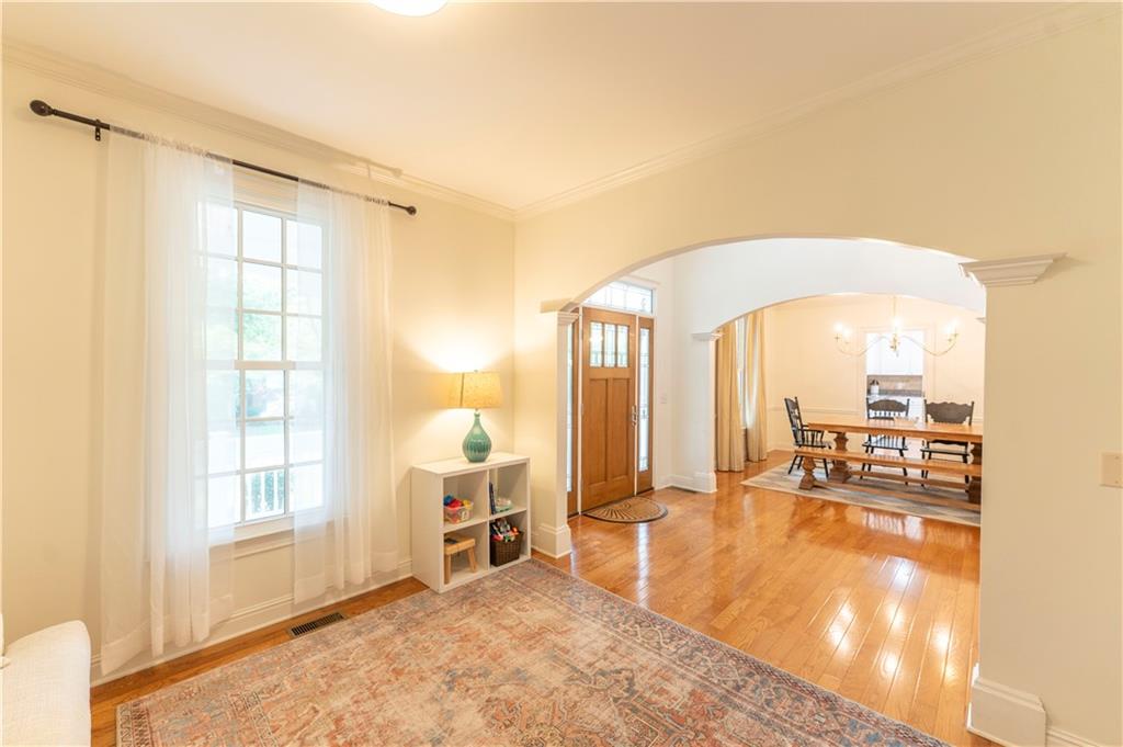 4655 Hamptons Drive Property Photo 8
