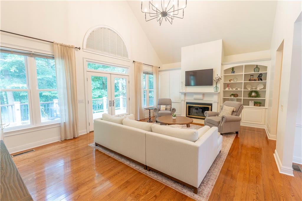 4655 Hamptons Drive Property Photo 10