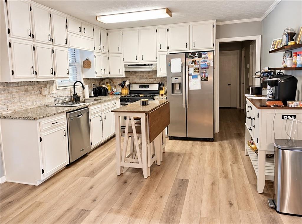 130 Shaw Drive Property Photo 4