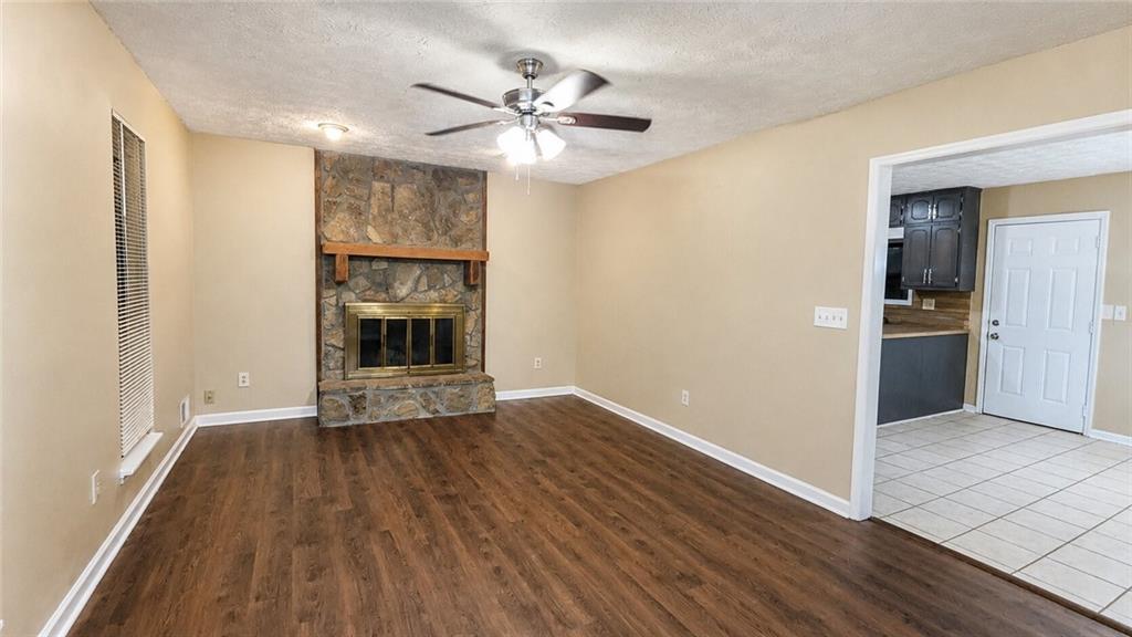 8272 Blackfoot Trail Property Photo 5