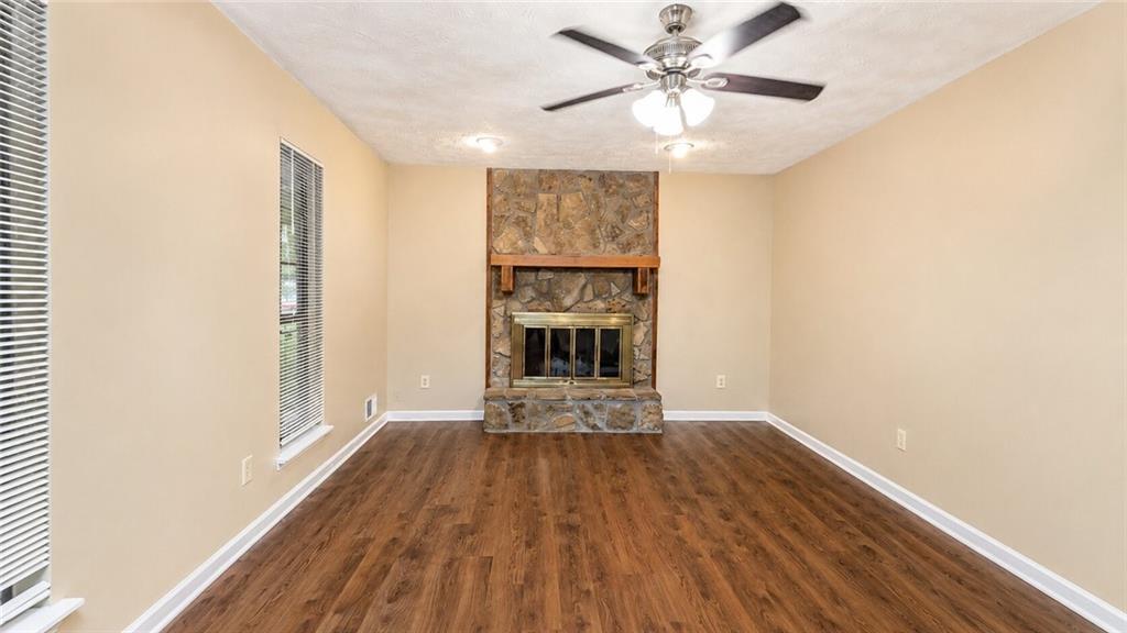 8272 Blackfoot Trail Property Photo 8