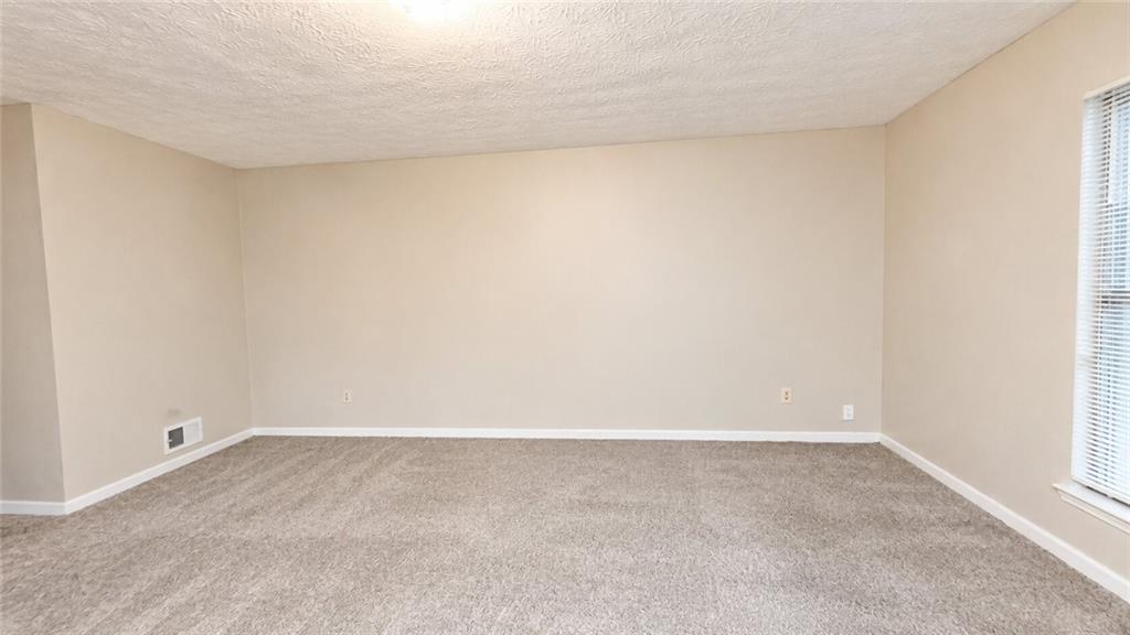 8272 Blackfoot Trail Property Photo 16