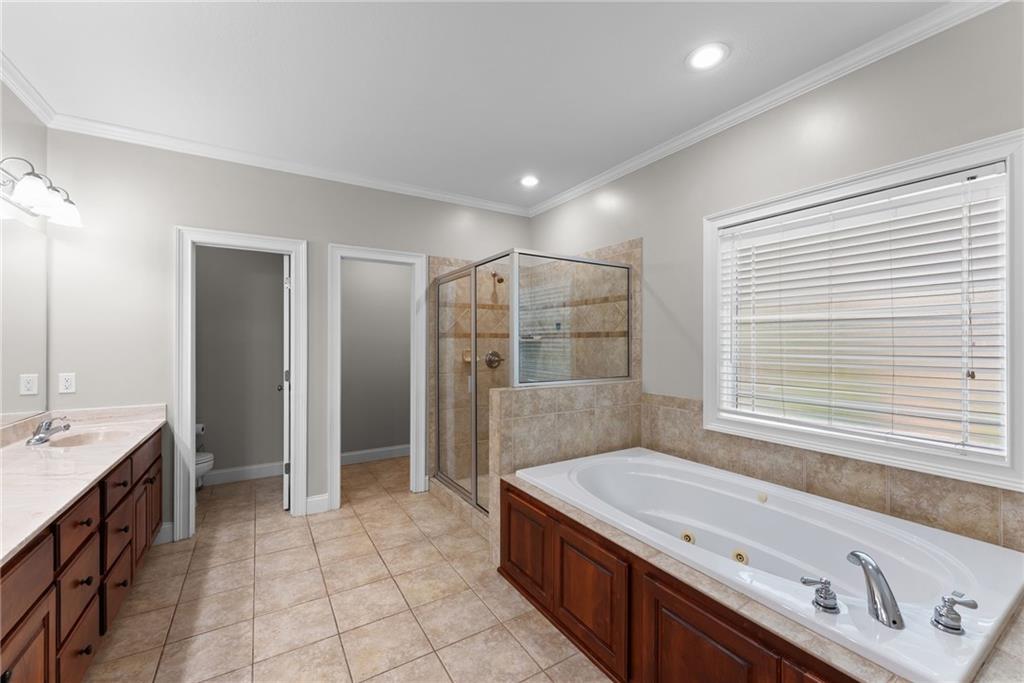 860 Lakeview Drive Property Photo 36