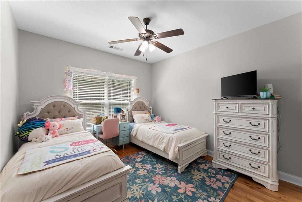 860 Lakeview Drive Property Photo 45