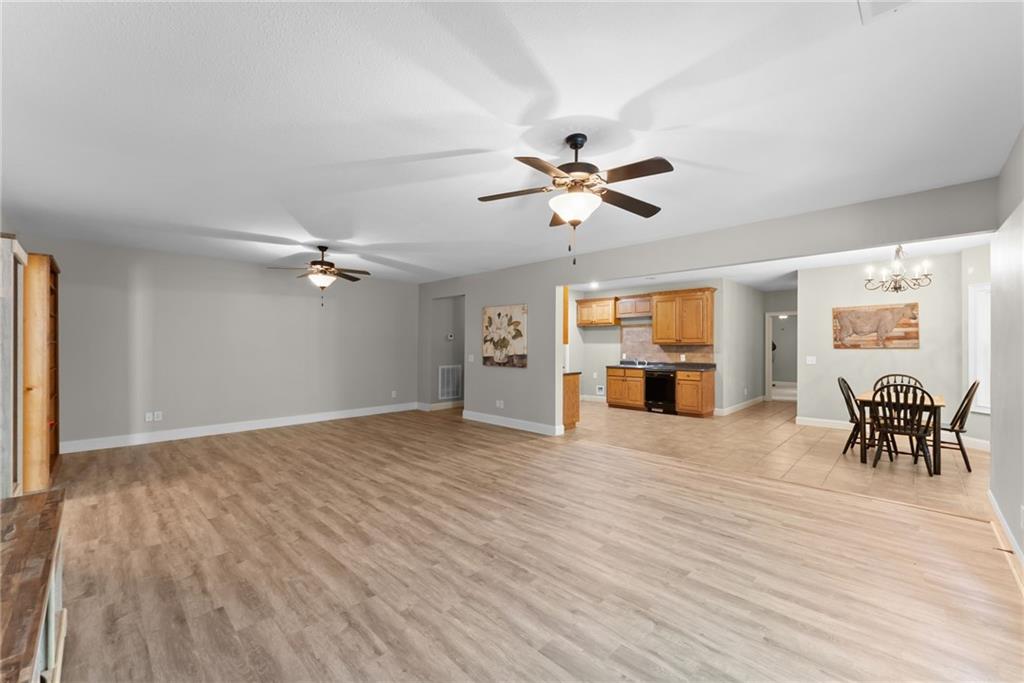 860 Lakeview Drive Property Photo 50
