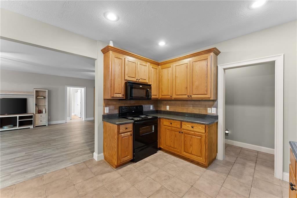 860 Lakeview Drive Property Photo 55