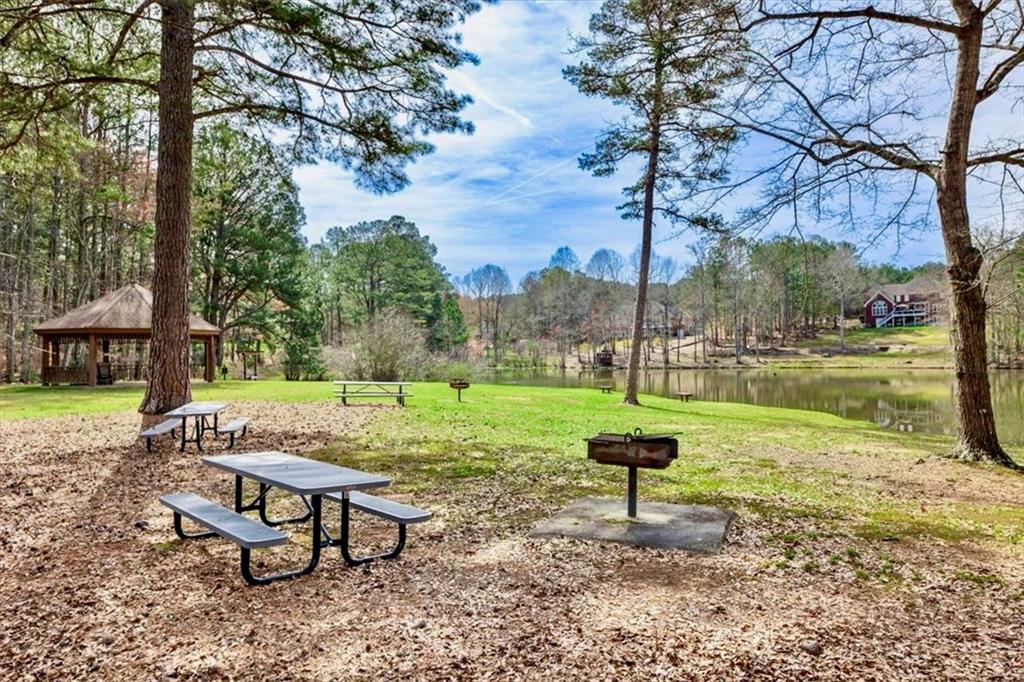 8320 Glen Lake Drive Property Photo 37
