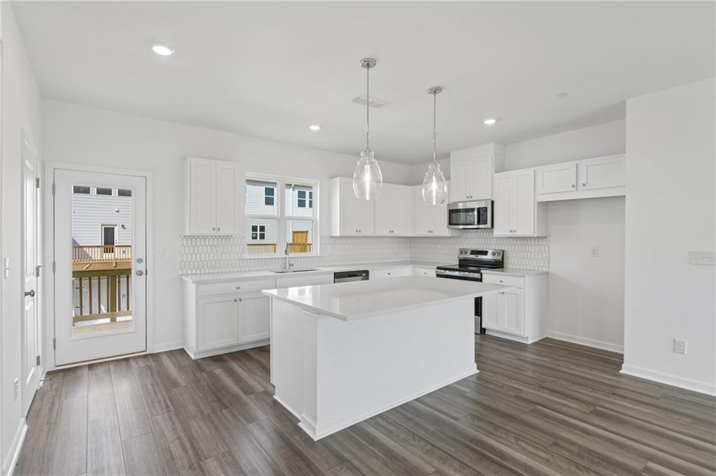 101 Epperly Way Property Photo 2