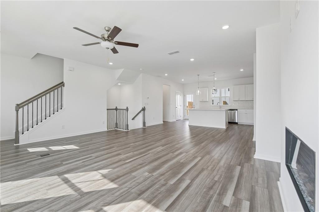 101 Epperly Way Property Photo 9