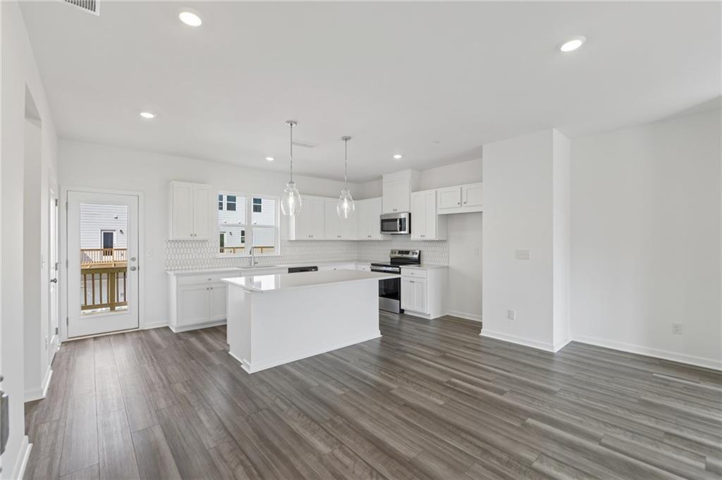 101 Epperly Way Property Photo 10