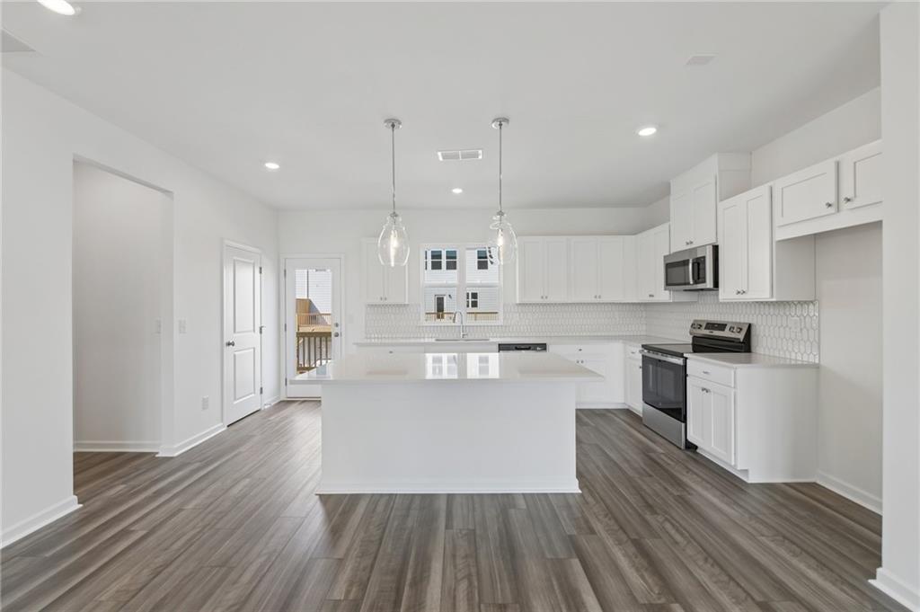 101 Epperly Way Property Photo 13