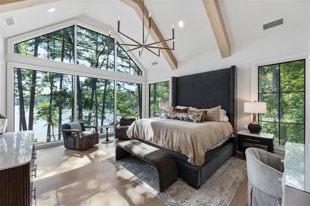 9330 Lisa Circle Property Photo 4