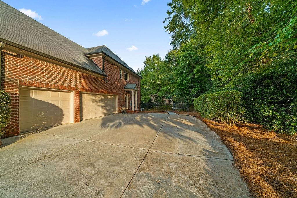 19 Ridge View Court Property Photo 3