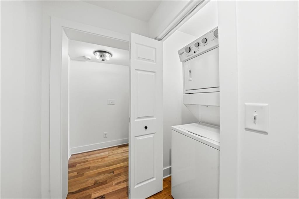 1875 Ravenwood Way Ne Property Photo 14