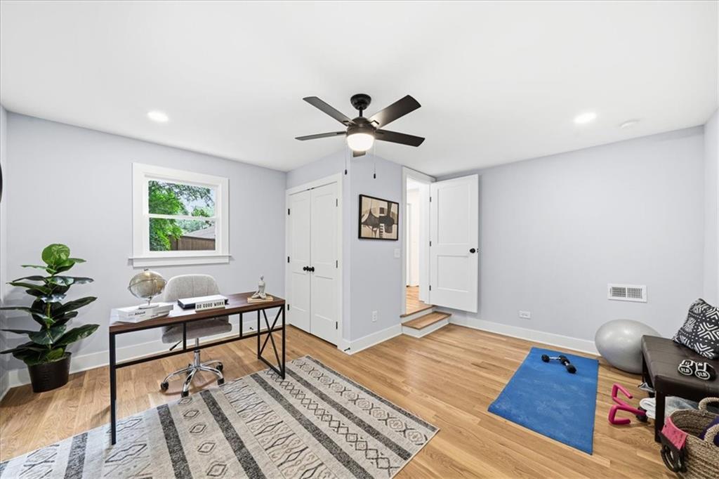 1875 Ravenwood Way Ne Property Photo 16