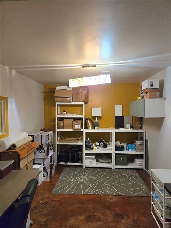 7809911 Property Photo 11