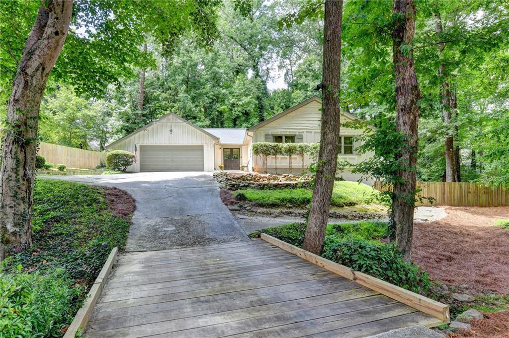 131 Denna Drive Property Photo 1