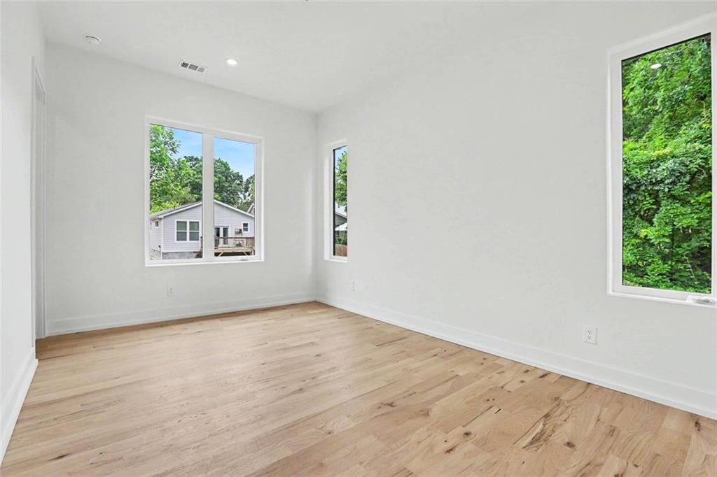 7809930 Property Photo 5